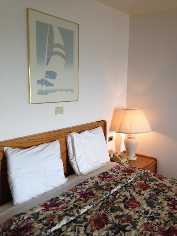 Cozy Cove Beachfront Resort Inn Lincoln City Chambre photo